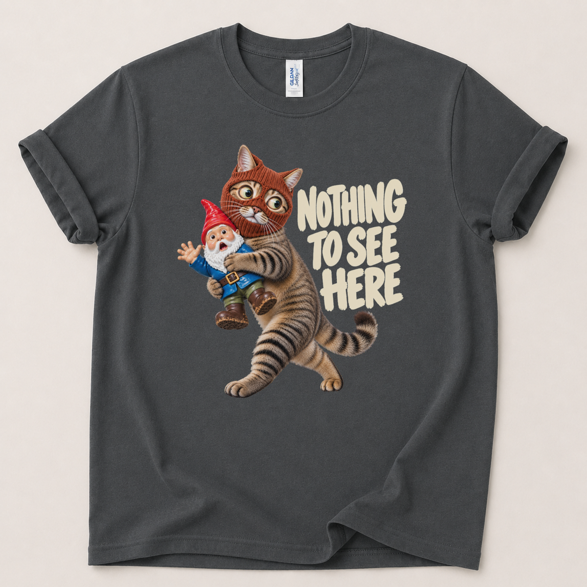 Nothing to see here T-Shirt